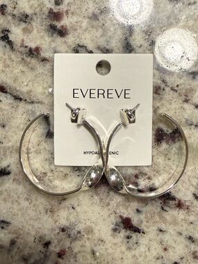 Evereve Shiny Silver Twisted Hoop Earrings